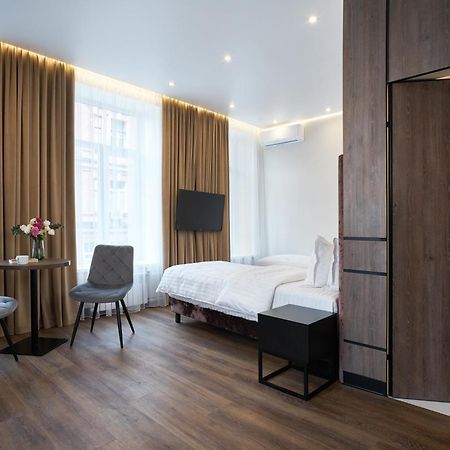 Bonapart Maidan By Uhm Kiew Exterior foto