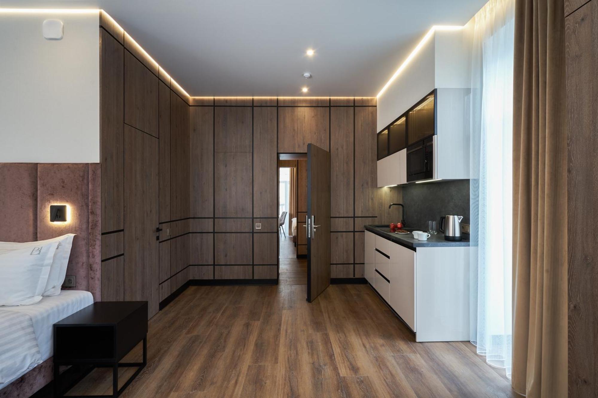 Bonapart Maidan By Uhm Kiew Exterior foto